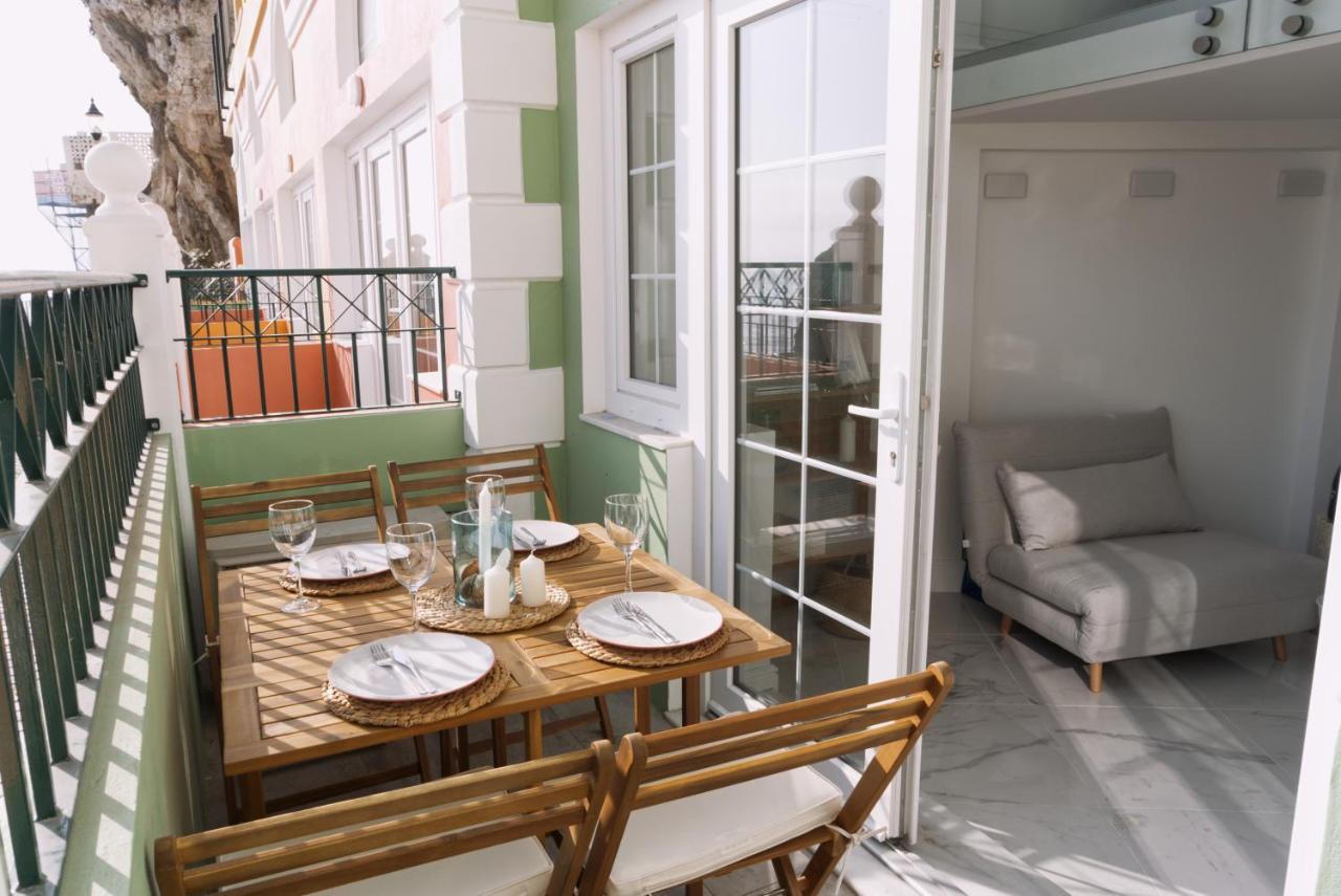 Spectacular Beachfront Duplex On The Mediterranean - Caleta, Catalan Bay Gibraltar Exterior foto
