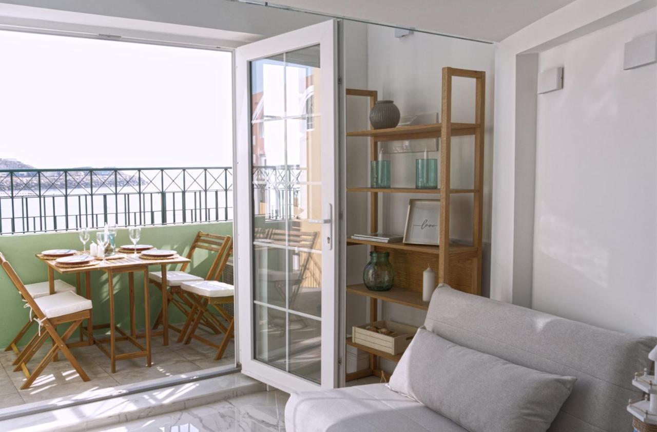 Spectacular Beachfront Duplex On The Mediterranean - Caleta, Catalan Bay Gibraltar Exterior foto